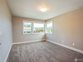 317 1st Street, Kirkland WA 98033