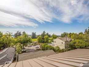 317 1st Street, Kirkland WA 98033