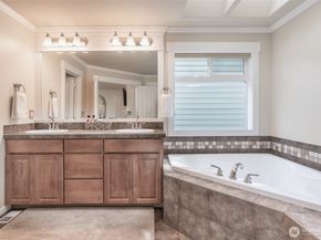20229 134th Avenue NE, Woodinville WA 98072