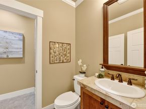 16430 SE 61st Place, Bellevue WA 98006