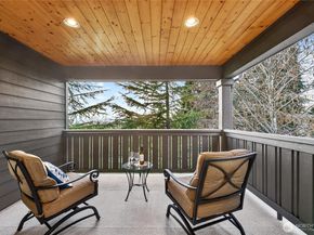 16430 SE 61st Place, Bellevue WA 98006