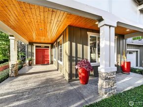 16430 SE 61st Place, Bellevue WA 98006