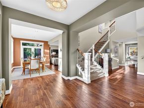16430 SE 61st Place, Bellevue WA 98006