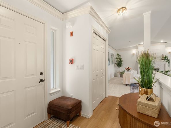 4433 Providence Point Place SE 3003, Issaquah WA 98029
