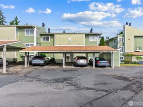 2409 S 222nd Street B16, Des Moines WA 98198
