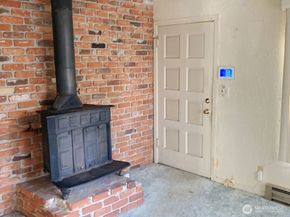 10231 Beacon Avenue S, Tukwila WA 98178