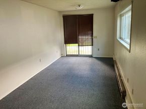 10231 Beacon Avenue S, Tukwila WA 98178