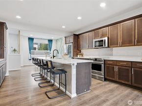 13145 S 83rd Lane 9.3, Seattle WA 98178
