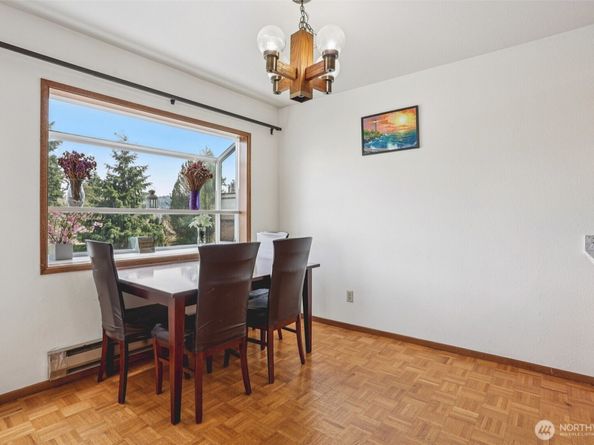 17440 NE 38th Street A201, Redmond WA 98052