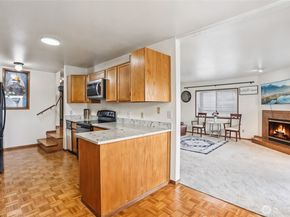 17440 NE 38th Street A201, Redmond WA 98052