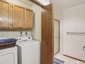 17440 NE 38th Street A201, Redmond WA 98052