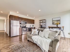 1601 N 45th Street 411, Seattle WA 98103