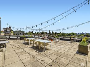 1601 N 45th Street 411, Seattle WA 98103