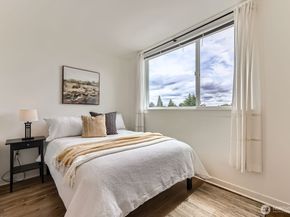 1601 N 45th Street 411, Seattle WA 98103