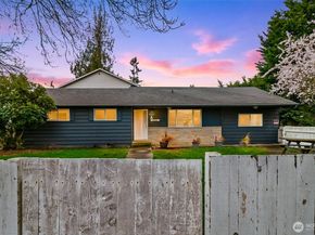 8526 8th Avenue W A, Everett WA 98204
