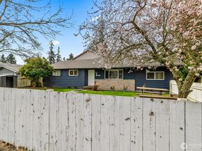 8526 8th Avenue W A, Everett WA 98204