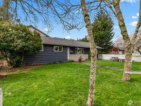 8526 8th Avenue W A, Everett WA 98204