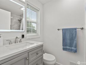 5736 S 238th Court E4, Kent WA 98032