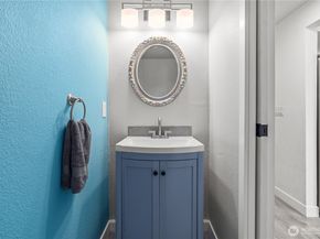 5736 S 238th Court E4, Kent WA 98032