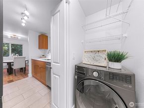 14002 NE 181st Place A302, Woodinville WA 98072