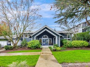14002 NE 181st Place A302, Woodinville WA 98072