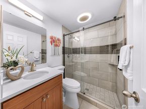 14002 NE 181st Place A302, Woodinville WA 98072