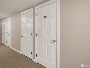 4133 224th Lane SE 213, Issaquah WA 98029
