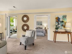 4133 224th Lane SE 213, Issaquah WA 98029