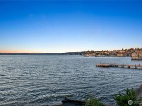 733 Lake Street S 202, Kirkland WA 98033