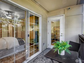 3015 SW Avalon Way 106, Seattle WA 98126