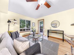 3015 SW Avalon Way 106, Seattle WA 98126