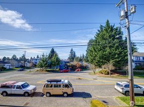 8000 28th Avenue NW 320, Seattle WA 98117