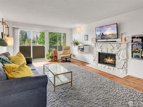 8000 28th Avenue NW 320, Seattle WA 98117