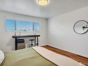 8000 28th Avenue NW 320, Seattle WA 98117