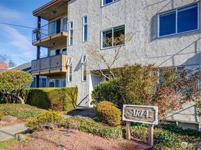 8000 28th Avenue NW 320, Seattle WA 98117