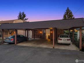 5220 21st Avenue NE 2, Seattle WA 98105