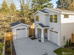 10618 NE 54th Lane, Kirkland WA 98033