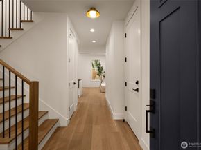 10618 NE 54th Lane, Kirkland WA 98033