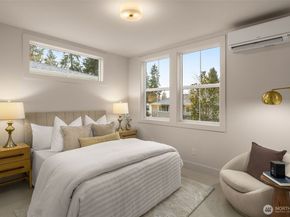 10618 NE 54th Lane, Kirkland WA 98033