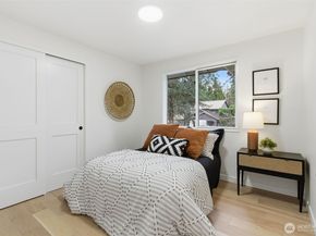 9110 122nd Place SE, Newcastle WA 98056