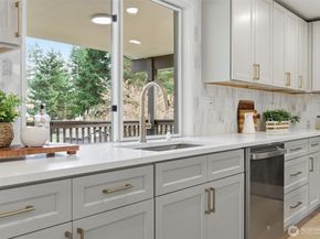 9110 122nd Place SE, Newcastle WA 98056