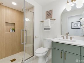 9110 122nd Place SE, Newcastle WA 98056