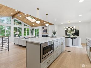 9110 122nd Place SE, Newcastle WA 98056