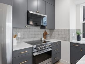 2016 Fairview Avenue E D, Seattle WA 98102