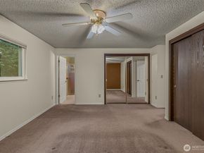 2207 Bremerton Avenue NE, Renton WA 98059