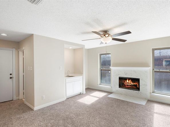 6901  Black Wing Drive , Fort Worth Texas 76137