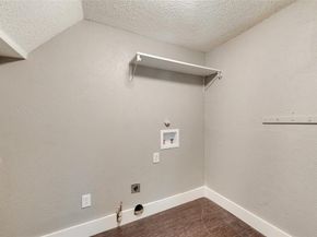 909 W E Avenue E, Garland Texas 75040