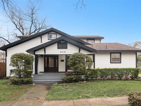 909 W E Avenue E, Garland Texas 75040