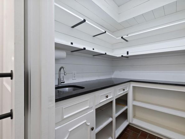 7118  Glendora Avenue , Dallas Texas 75230