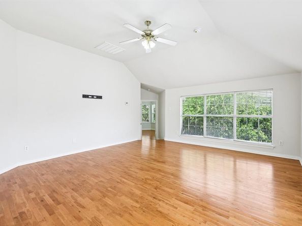458  Richmond Street , Irving Texas 75063